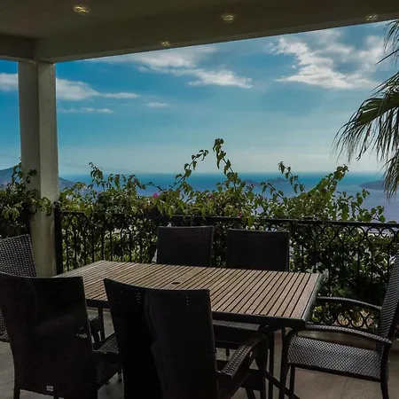 ヴィラ Cozy Kalkan With Private Pool & Sea Views